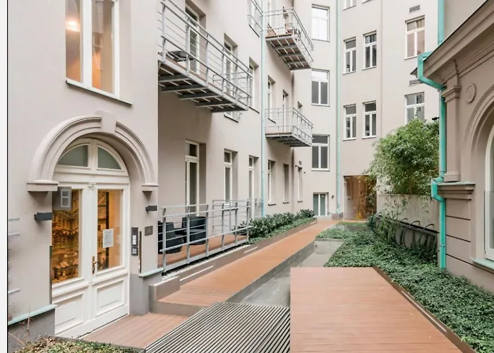 Luxury Apartment At Spalena 5 Residence