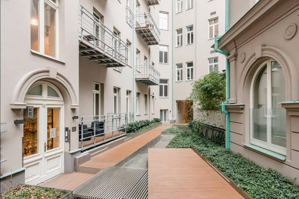 Luxury At Spalena 5 Apartment *