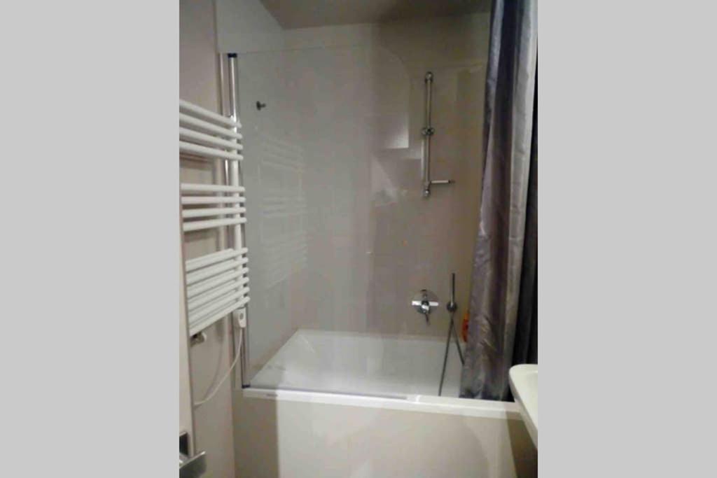 Apartment Luxury At Spalena 5